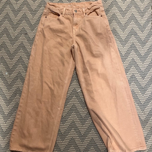 Old Navy Mid Rise Baggy Leg Pink Jeans - Picture 1 of 3